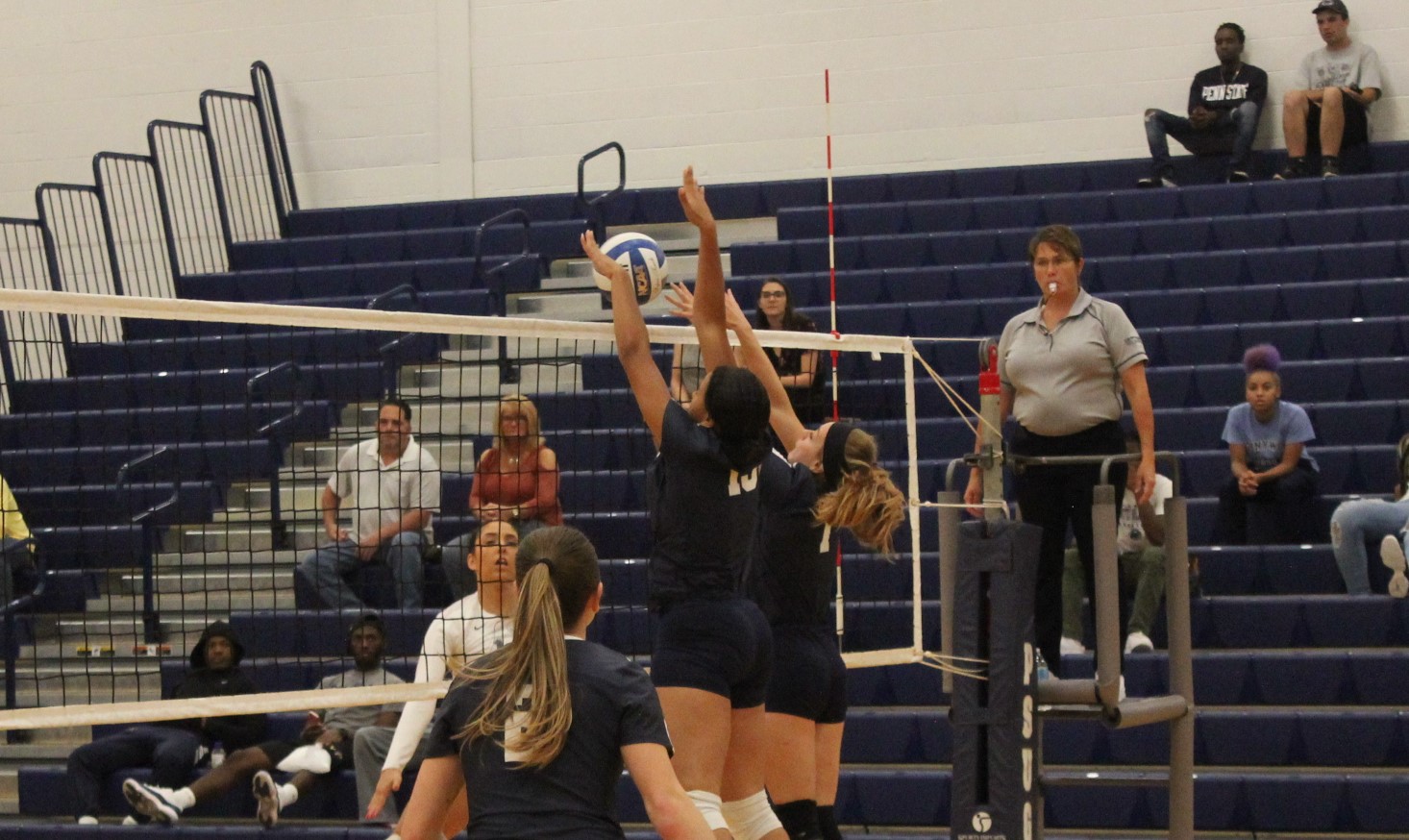 Women’s Volleyball Starts Strong but Falls to Greater Allegheny