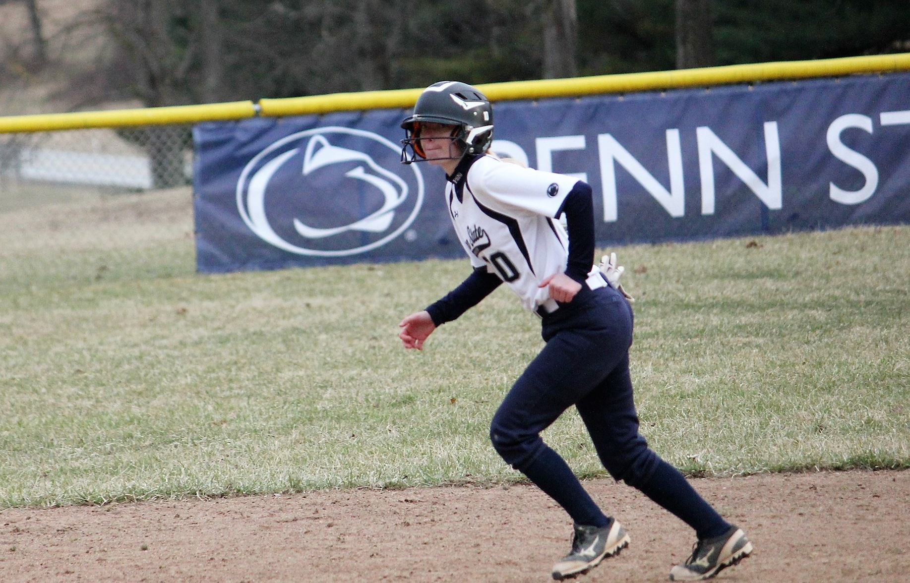Softball Claims First Victories of the Season